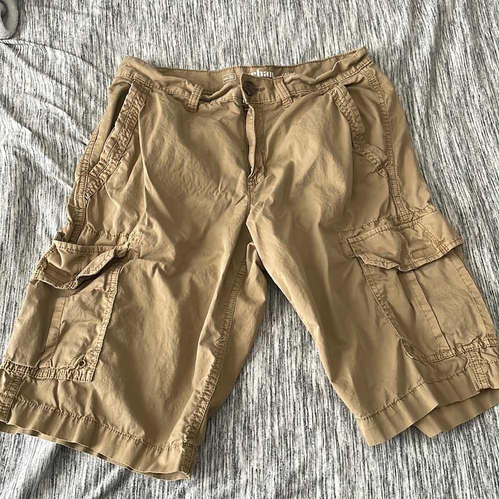 Men’s urban pipeline cargo shorts